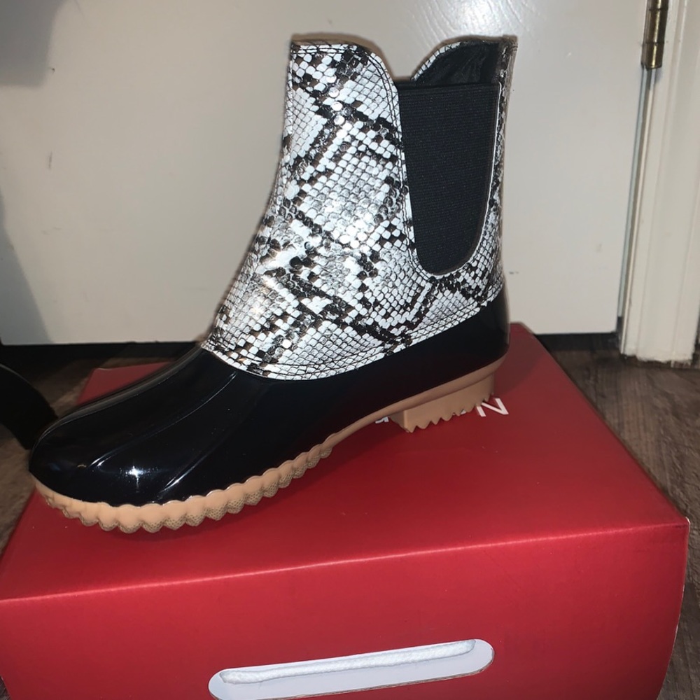 White Snakeskin Duck Boots 🦆
